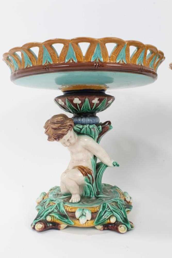 Good pair of Wedgwood majolica comports - Image 3 of 14