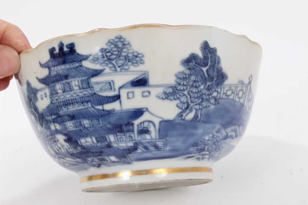 Three pieces of 18th century Chinese blue and white export porcelain, including landscape painted di - Image 14 of 19