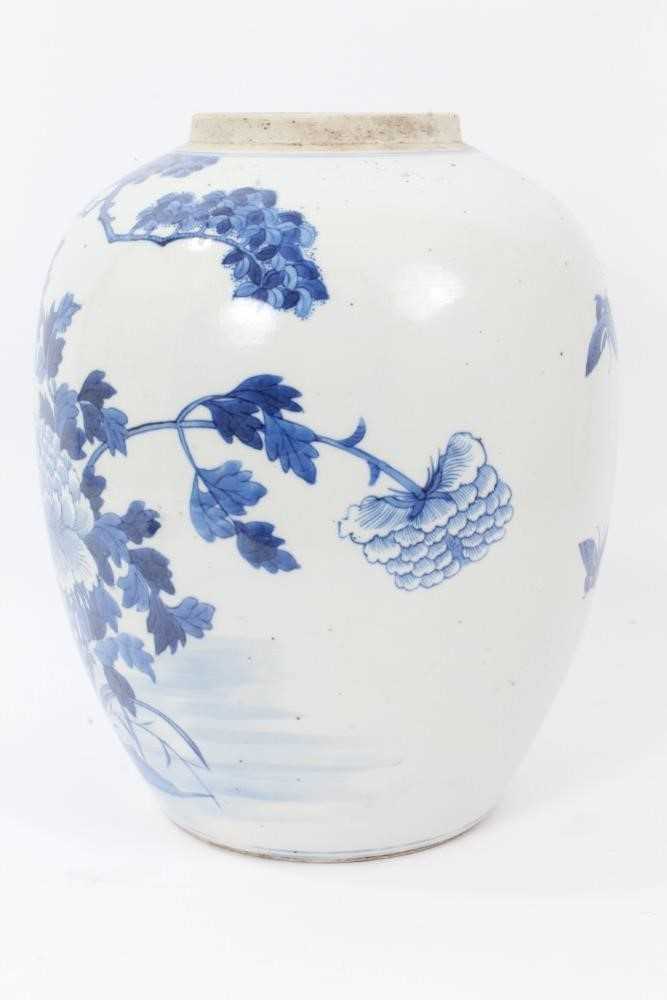 Chinese blue and white jar - Image 3 of 10