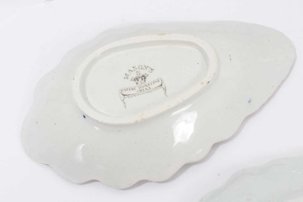 An unusual pair of Masons Ironstone shell shaped dishes, and a similar pair of plates - Image 8 of 9