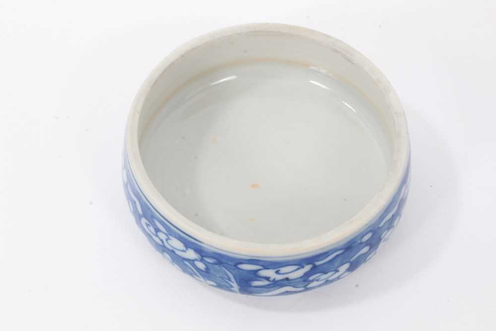 Group of 19th century Oriental ceramics - Image 46 of 60