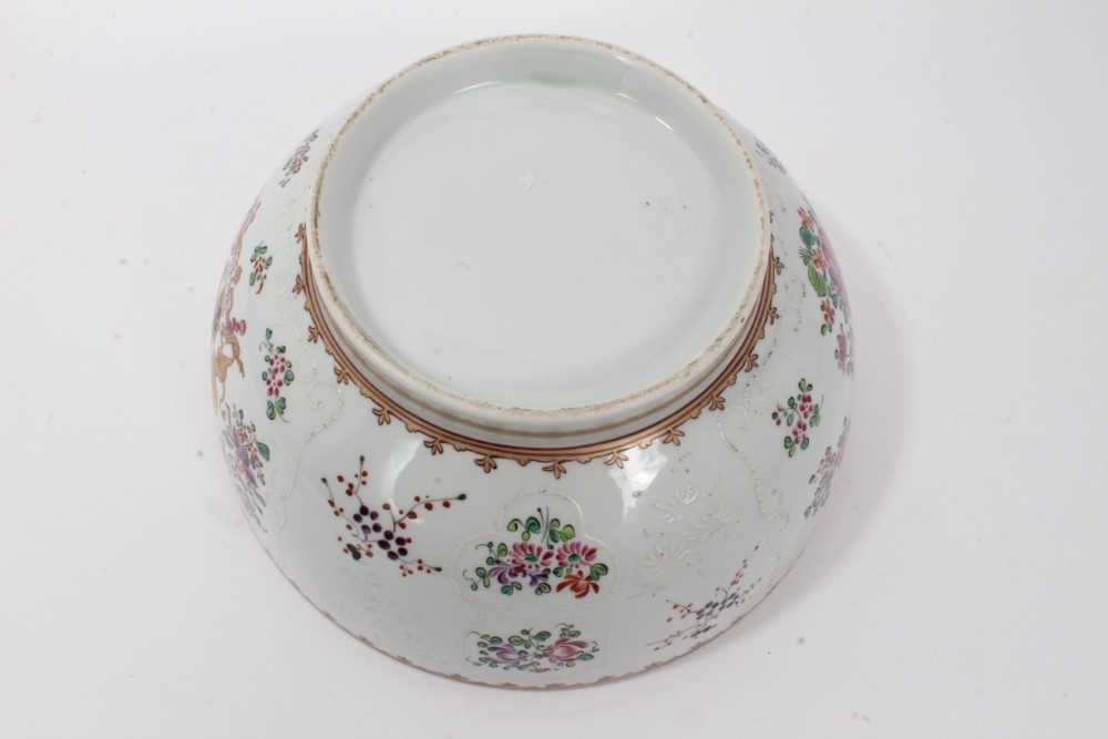 Late 19th century Samson porcelain armorial bowl - Image 7 of 8