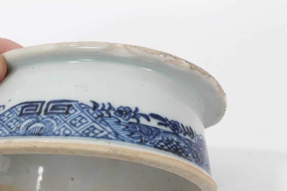 Three pieces of 18th century Chinese blue and white export porcelain, including landscape painted di - Image 11 of 19