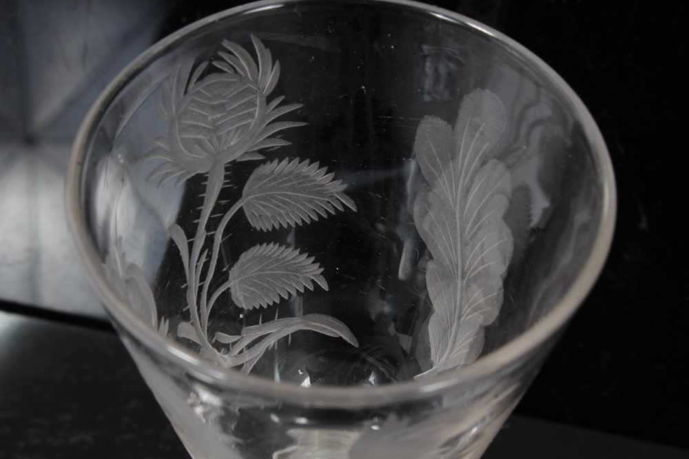 Georgian cordial glasses comprising a pair with Jacobite engraved rose, thistle, star and leaf decor - Image 3 of 13