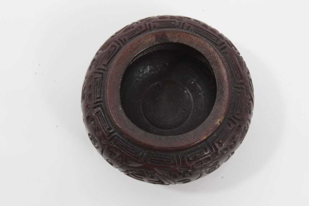 Chinese carved horn scholar's brush washer with carved decoration - Bild 5 aus 6