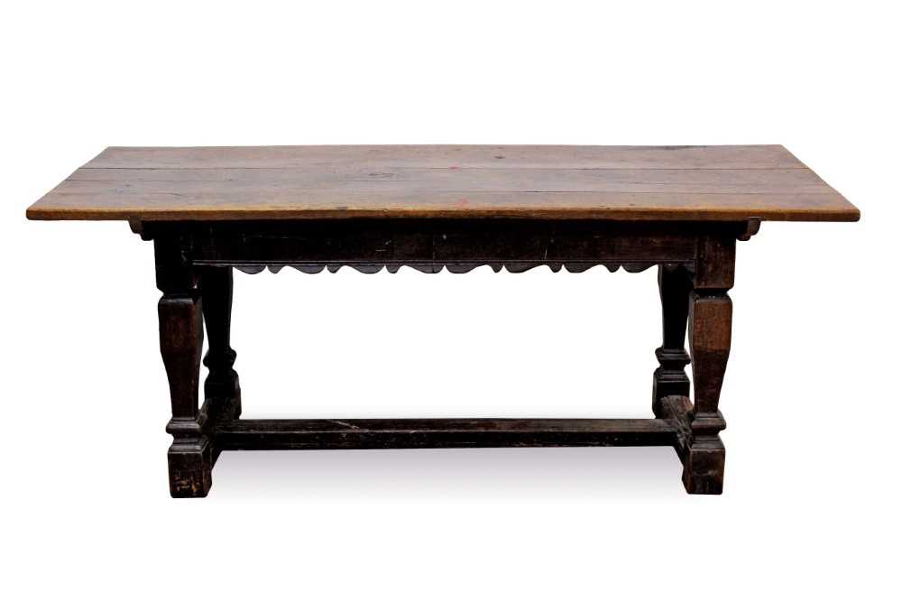 Late 17th / early 18th century oak refectory table