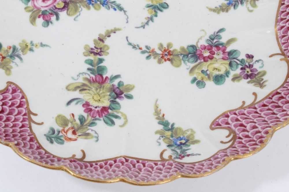 Worcester pink scale bordered saucer dish, the porcelain circa 1770 - Image 3 of 4