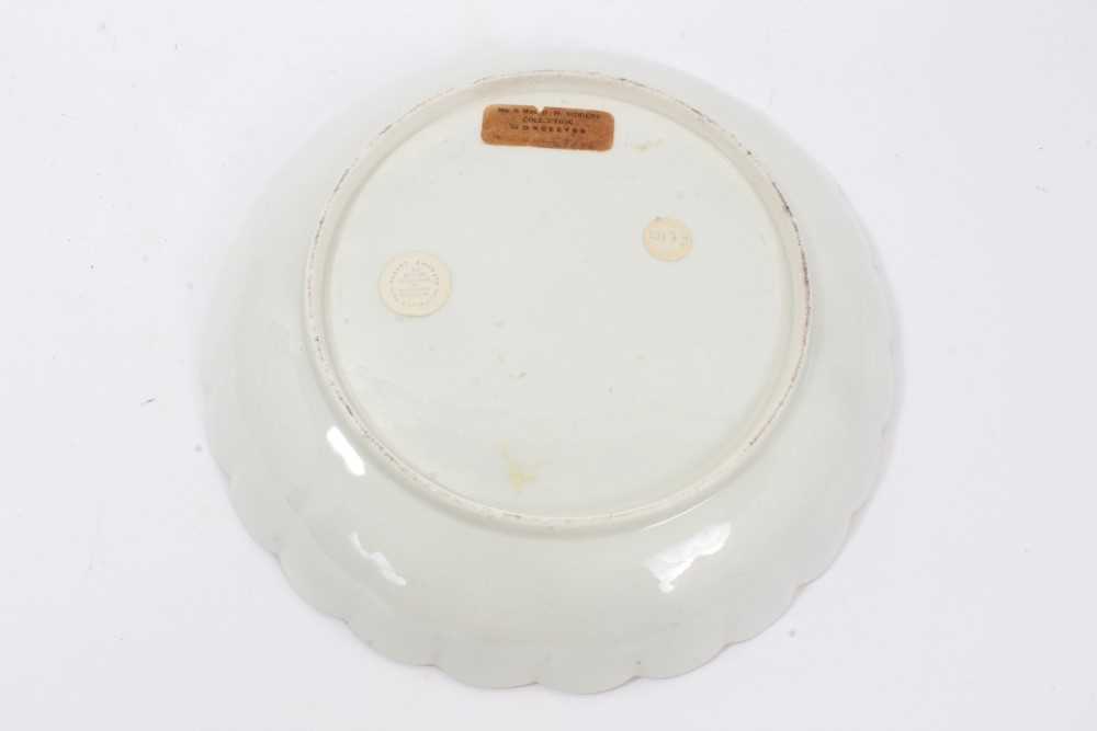 Worcester pink scale bordered saucer dish, the porcelain circa 1770 - Image 4 of 4