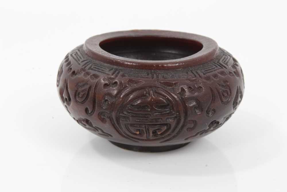 Chinese carved horn scholar's brush washer with carved decoration - Bild 3 aus 6