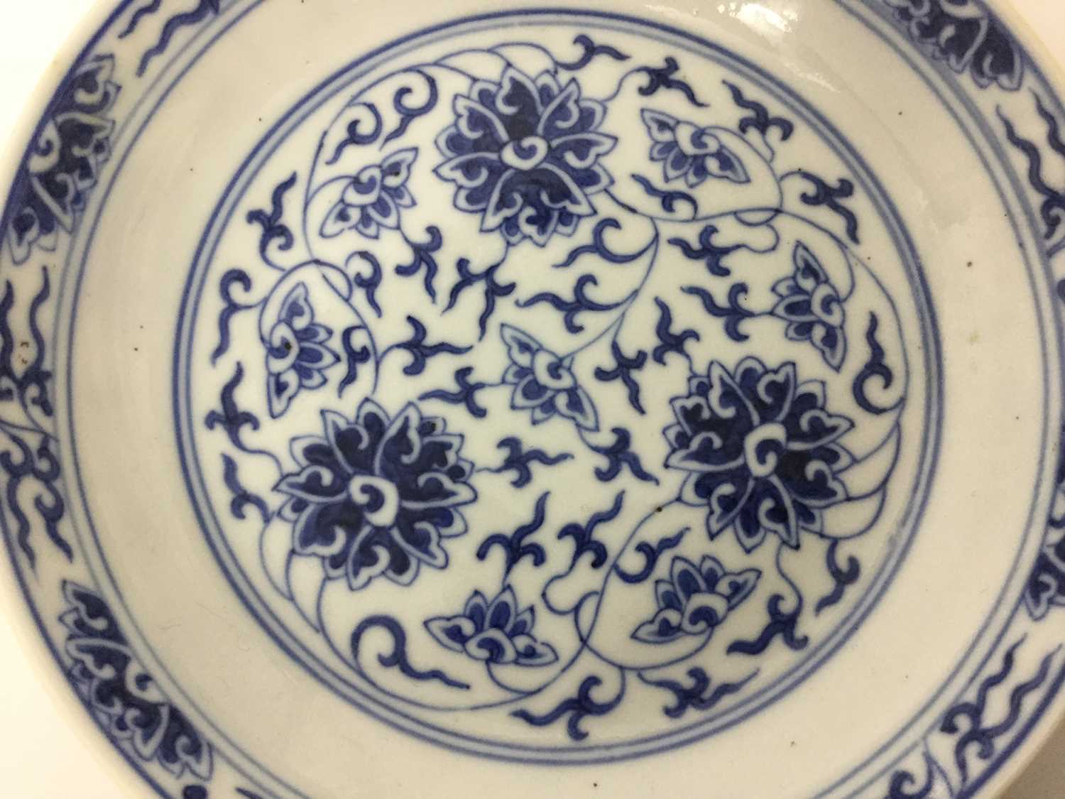 Pair of Chinese Guangxu blue and white saucer dishes - Image 15 of 27