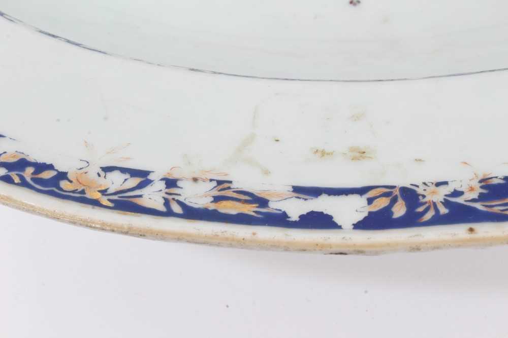 Antique 18th century Chinese famille rose porcelain barber's bowl, 31.5cm width - Bild 4 aus 8