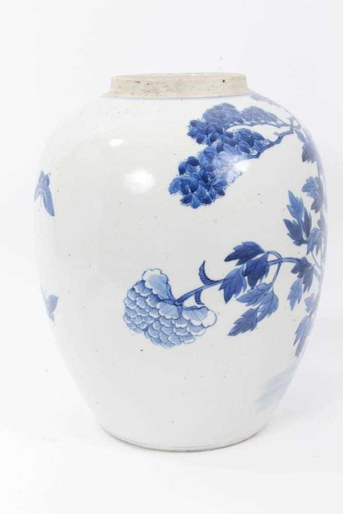 Chinese blue and white jar - Image 5 of 10