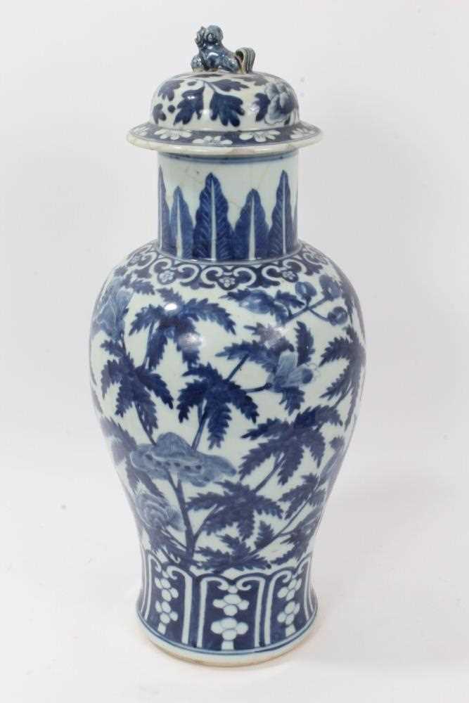 Large antique late 19th century Chinese blue and white porcelain vase and cover, of baluster form, d - Image 4 of 14