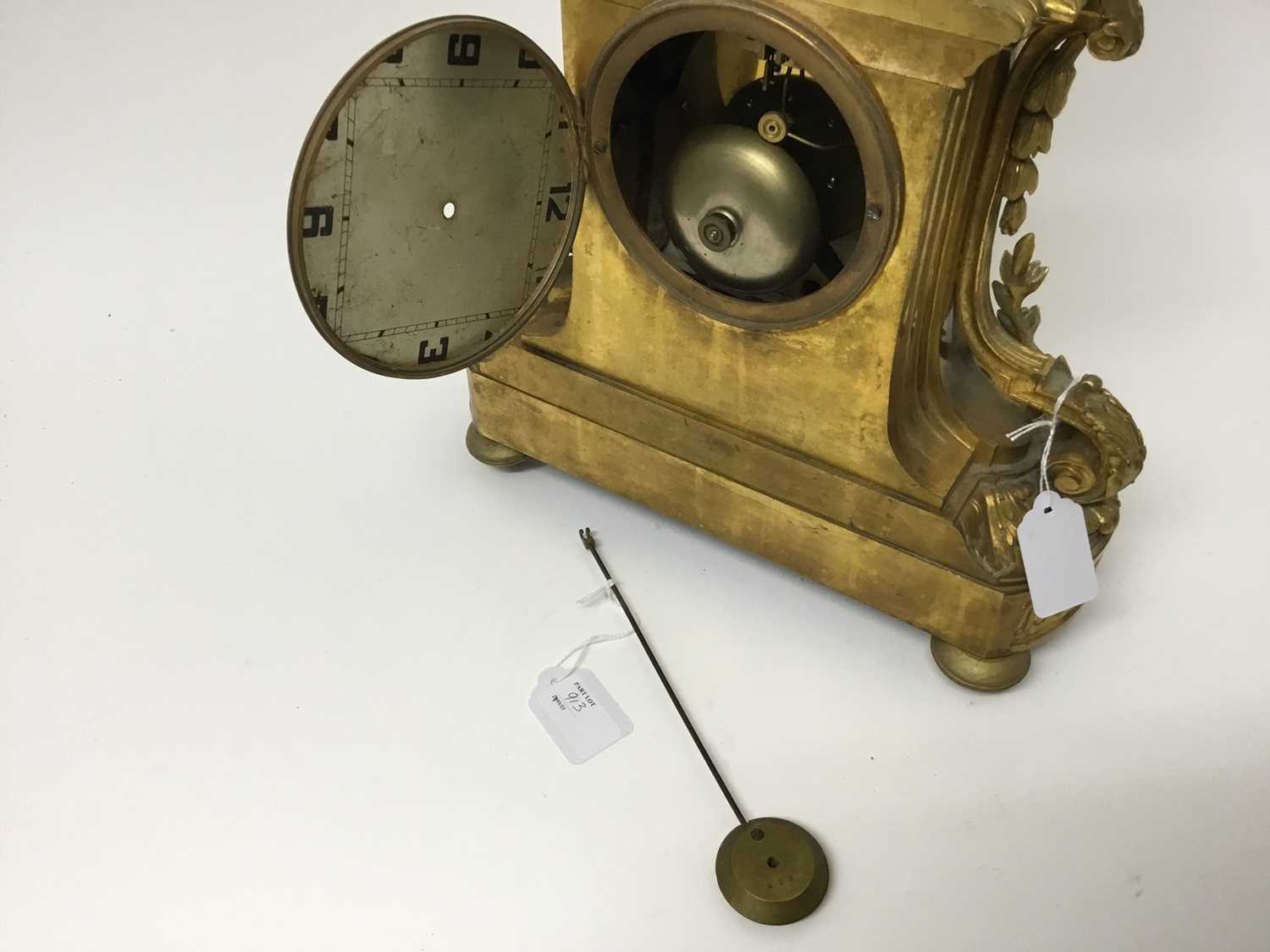 Good quality 19th century French Ormolu and White alabaster mantel clock - Image 10 of 10
