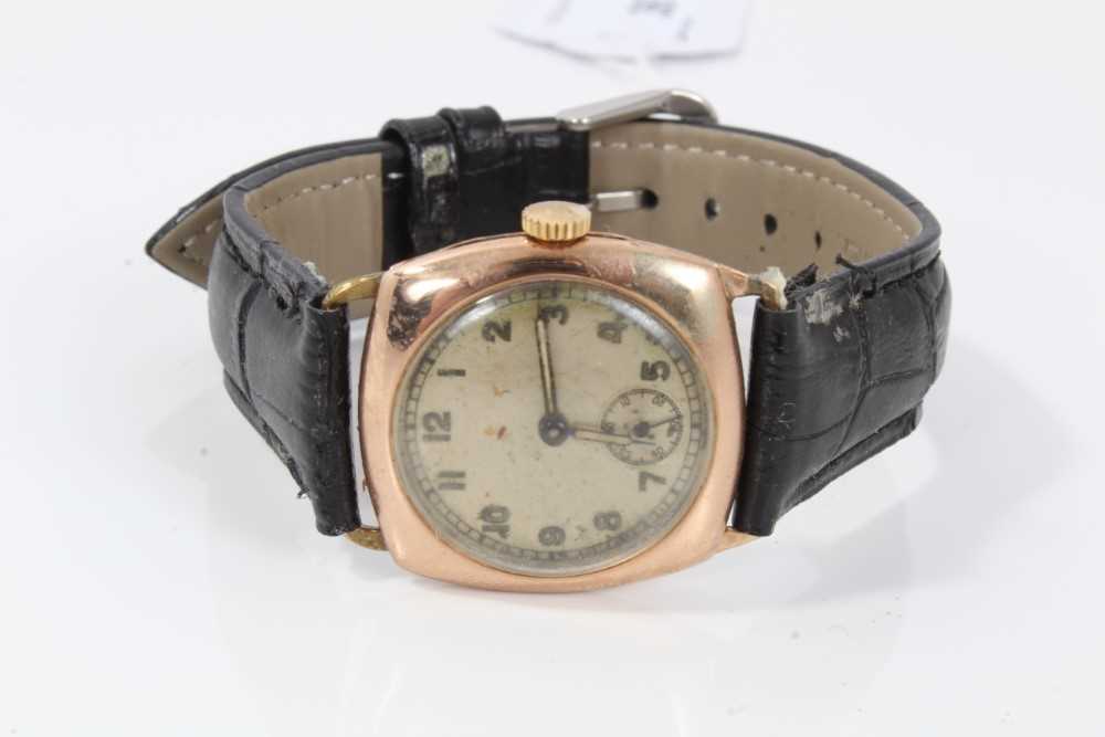 1940s gentleman's 9ct gold cased wristwatch on black leather strap