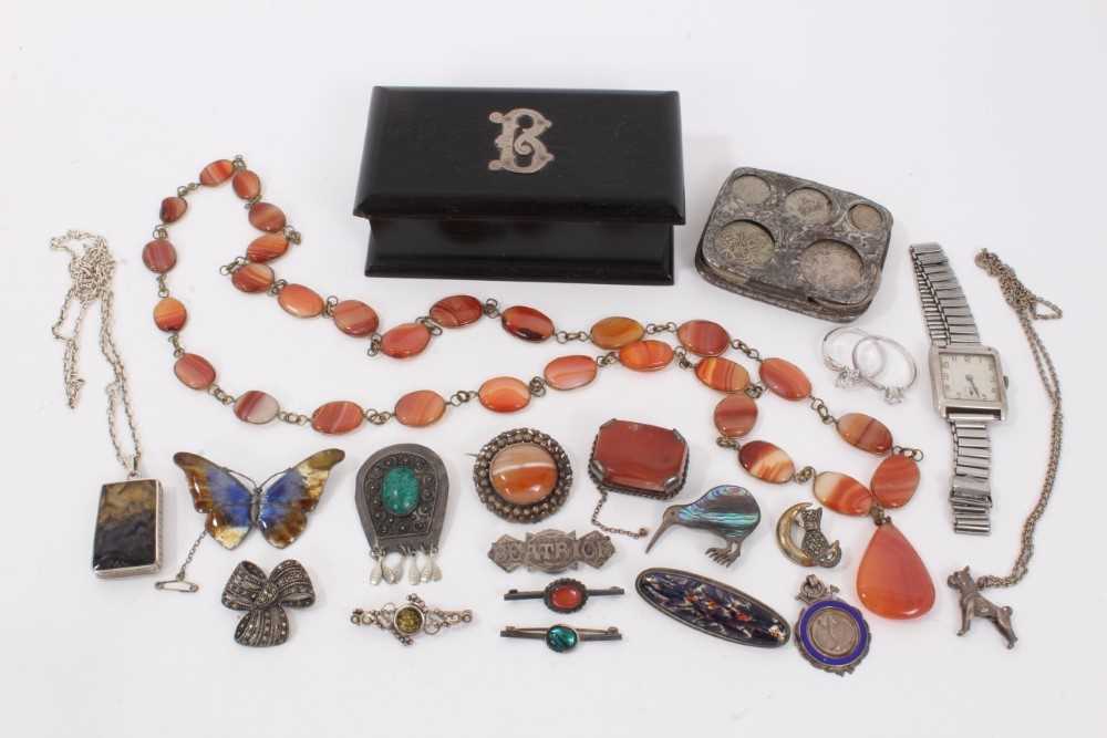 Group silver jewellery and bijouterie