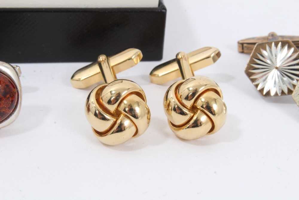 Pair Mont Blanc cufflinks in box and other cufflinks - Image 5 of 6