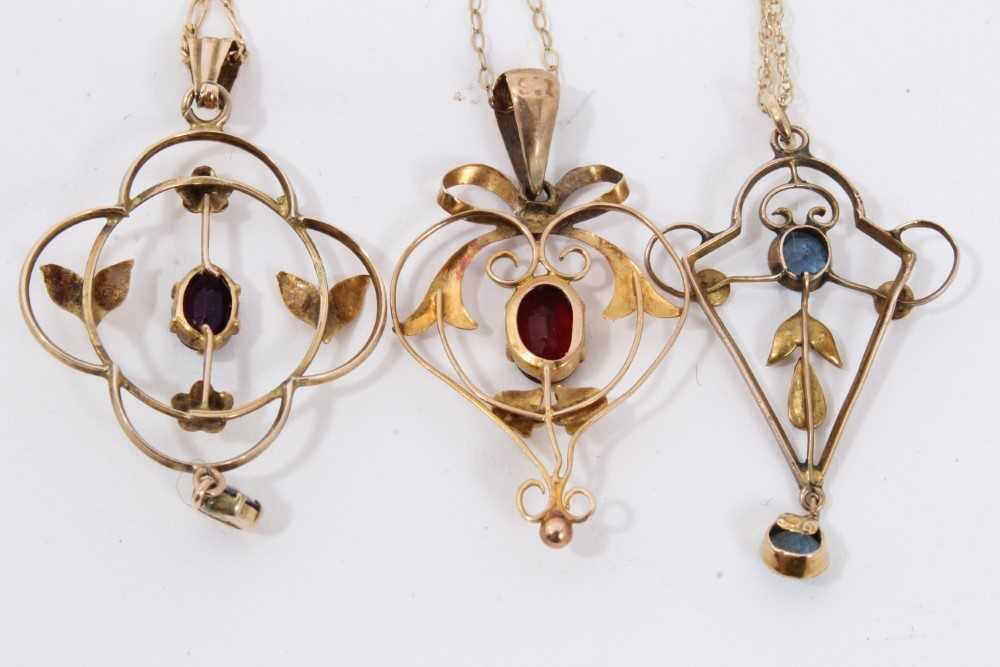 Five Edwardian 9ct gold gem set open work pendants on 9ct gold chains - Image 6 of 6