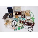 Group costume jewellery, wristwatches and bijouterie