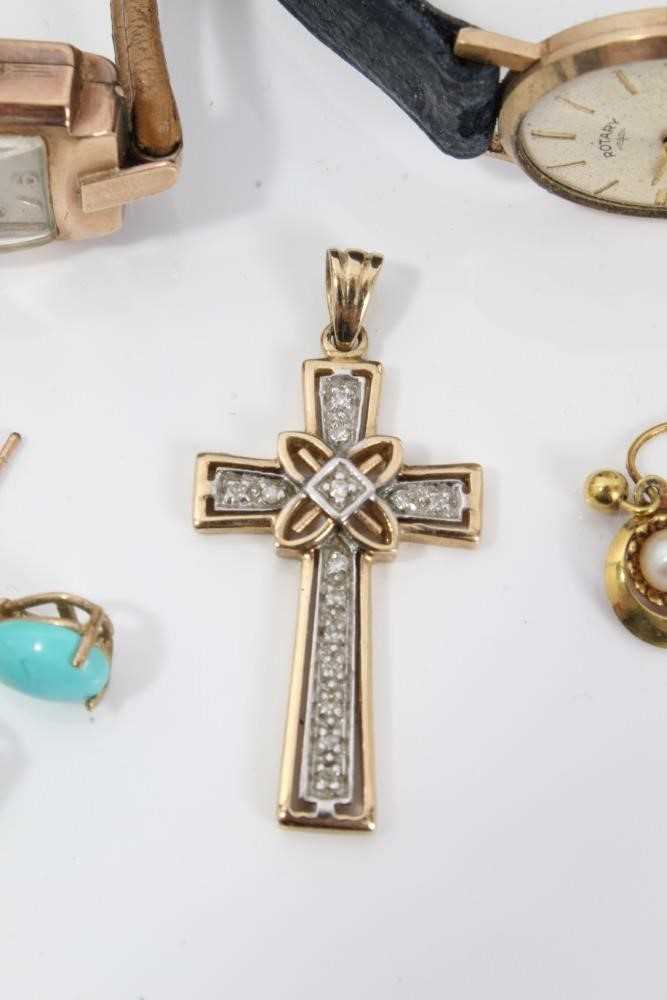 Two 9ct gold cased wristwatches, 9ct gold diamond set cross pendant and three pairs 9ct gold earring - Image 4 of 6