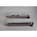 Railway Lehmann LGB unboxed Second Class Passenger Cars, 4 x Red and Cream 3011, 2x Blue and Cream 3