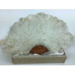 Fine lady's ostrich feather fan in original Duvelleroy, Regent Street box