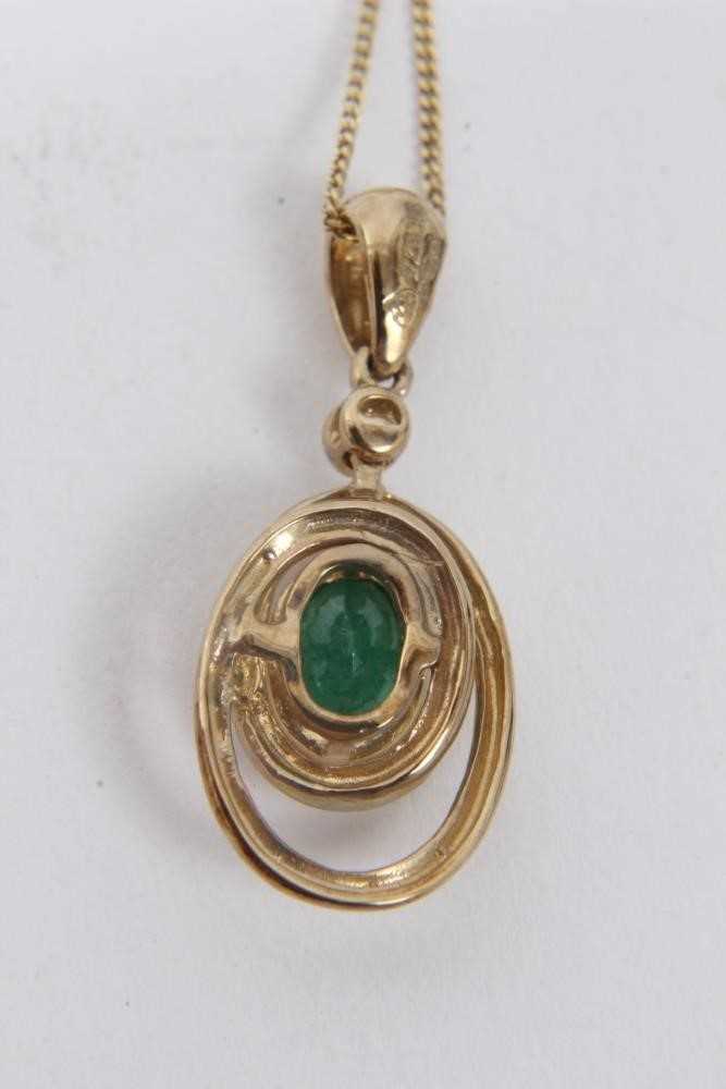 Edwardian style 9ct gold open work pendant and 9ct gold emerald and diamond pendant necklace - Image 6 of 6