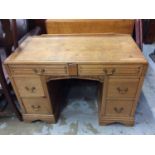 Early 20th century oak desk/dressing table