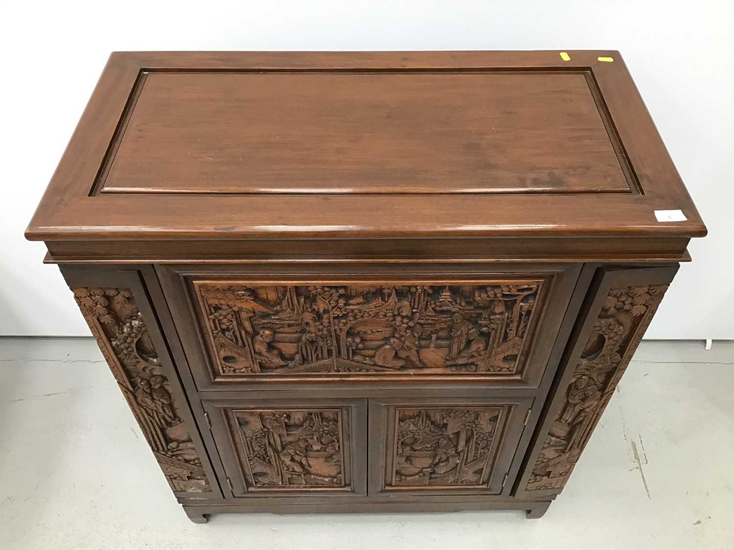 Chinese carved wooden cocktail cabinet - Image 2 of 8