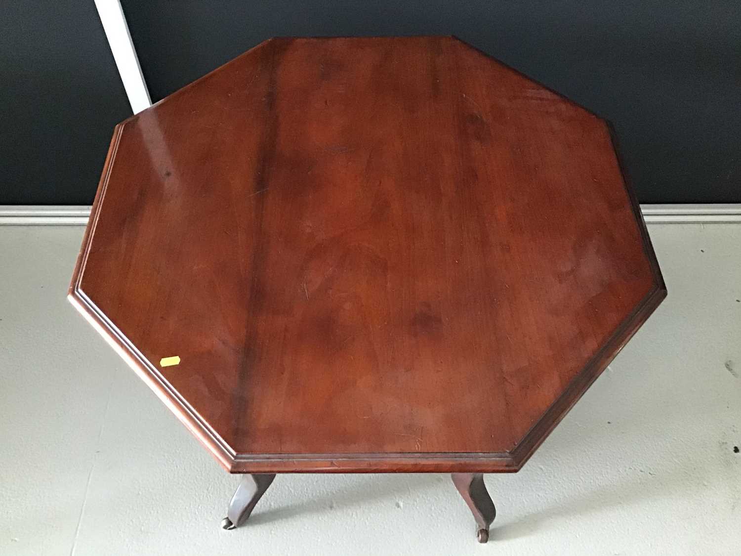 Edwardian mahogany octagonal table - Image 2 of 2