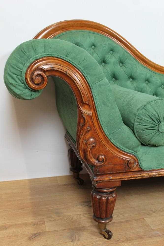 Victorian mahogany chaise longe - Image 2 of 4