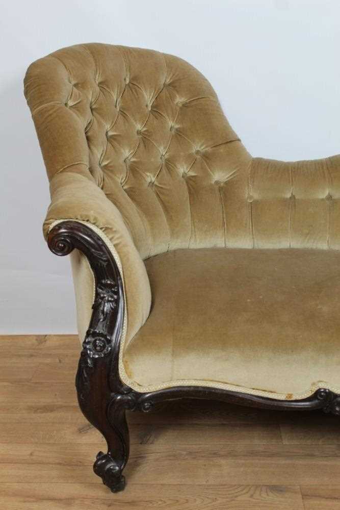 Victorian mahogany double ended button back settee - Image 3 of 4