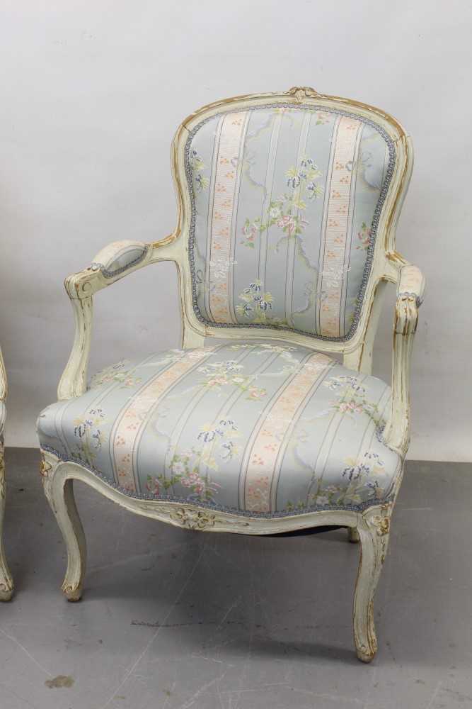 Pair of 19th century French cream painted open armchairs - Image 3 of 3