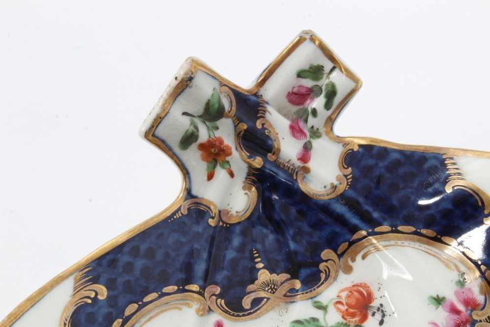 Pair of Worcester leaf-shaped dishes, c.1770 - Image 3 of 14