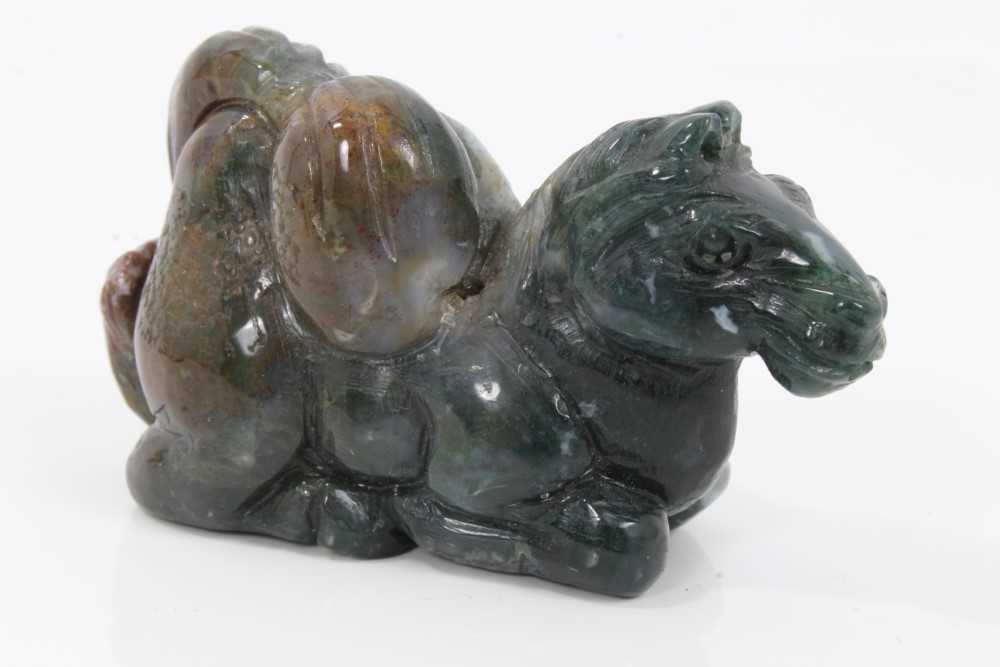Chinese carved hardstone snuff bottle