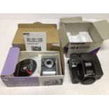 Large quantity of compact 35 mm point and shoot cameras of various makes including Olympus, Canon, Y