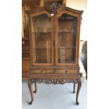Good quality Georgian style mahogany display cabinet with two drawers, carved apron on cabriole legs