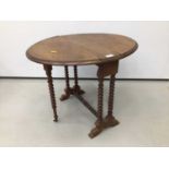 Edwardian mahogany Sutherland table with oval drop-flap, on bobbin turned supports, 66cm when open x