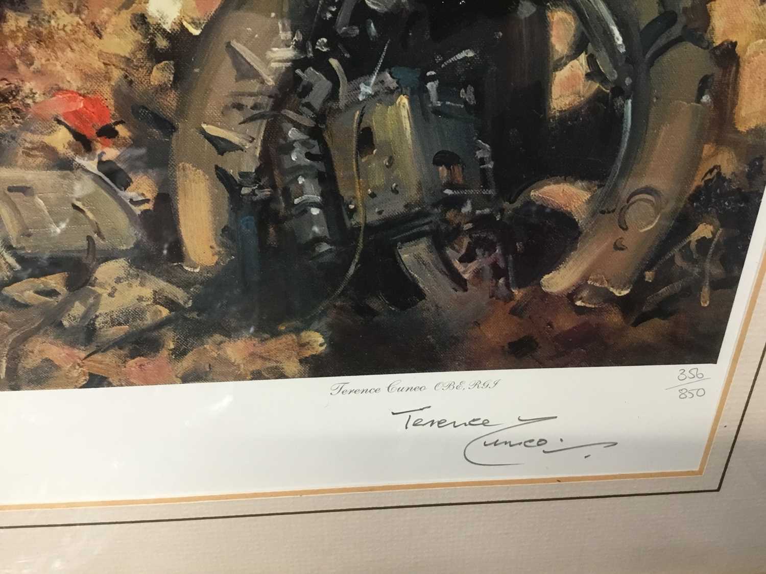 Terence Cuneo limited edition print - Operation Desert Storm - in glazed frame - Image 2 of 4