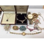 Ladies Accurist 9ct gold wristwatch, 9ct gold pendant on chain and other costume jewellery