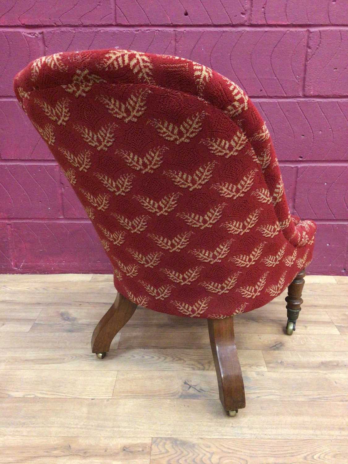 Victorian tub chair or red moquette on turned rosewood legs - Image 4 of 4