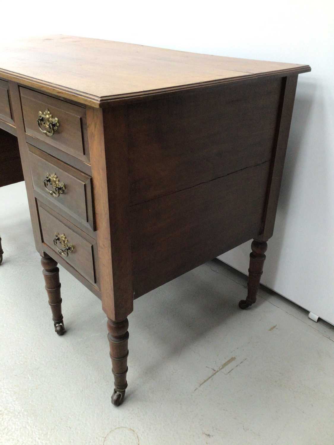 Edwardian mahogany kneehole desk - Image 5 of 5