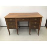 Edwardian mahogany kneehole desk