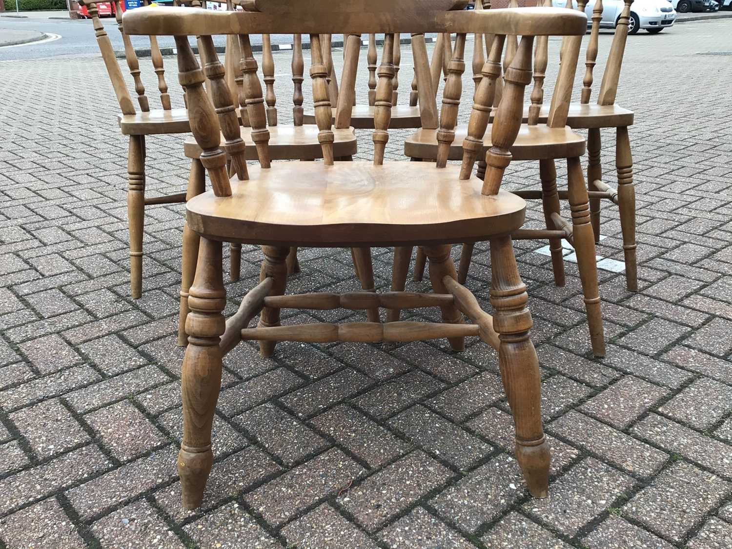 Pine kitchen table on turned legs, 183cm wide x 85.5cm deep x 76cm high, set of six kitchen chairs c - Image 5 of 5