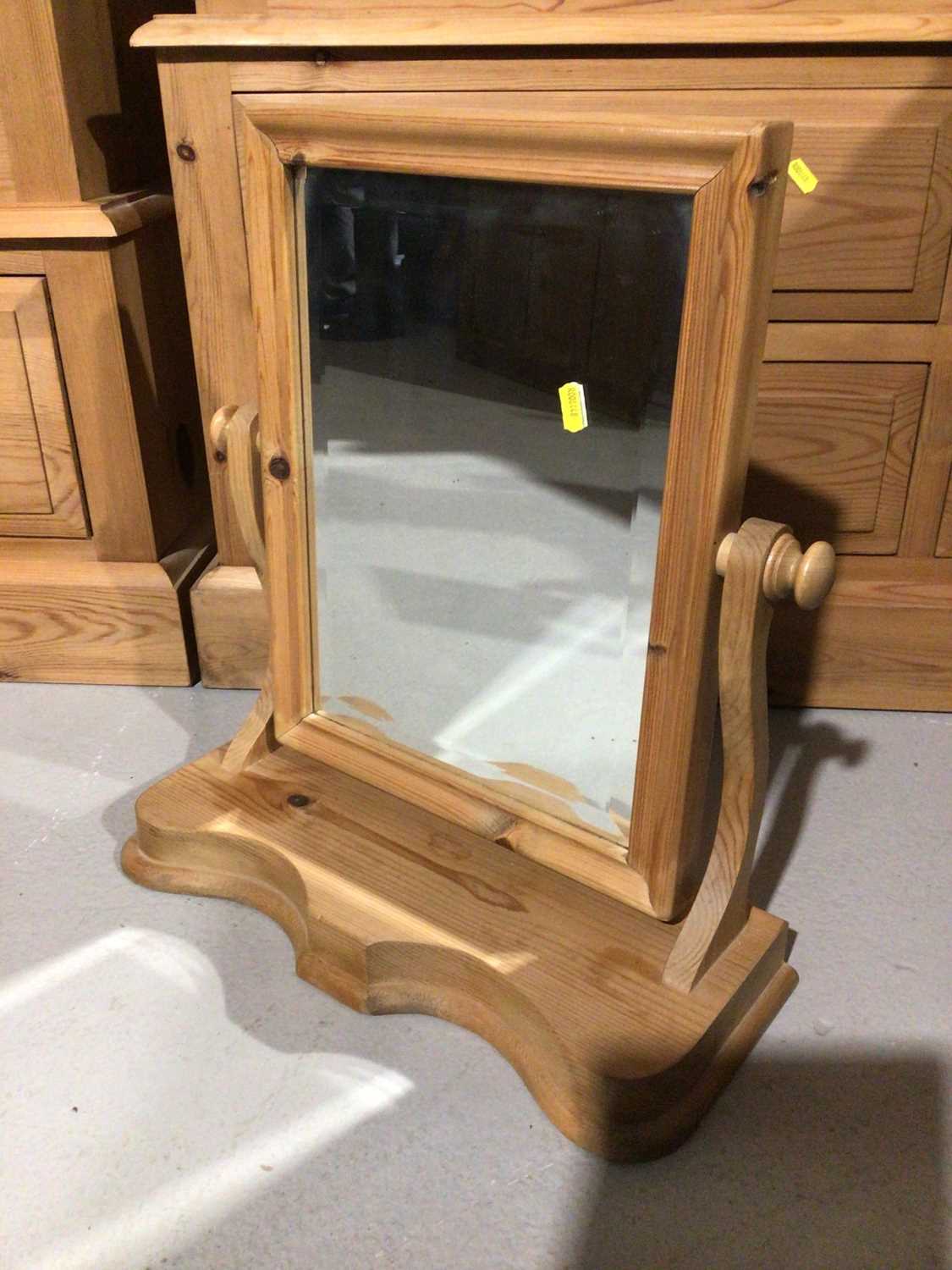 Pair of pine three drawer bedside chests and a pine dressing table mirror (3) - Image 3 of 8