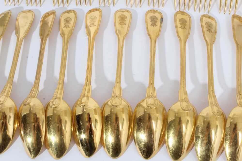 Late 19th French gilded fiddle thread pattern dessert flatware by Christofle, Paris, some engraved w - Image 3 of 5