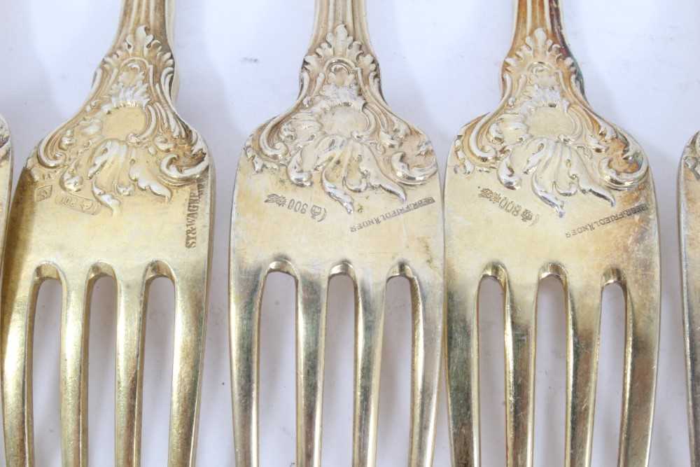 Twelve late 19th/early20th century German Silver-Gilt Dessert Forks, Rococo pattern, from the Royal - Image 11 of 12