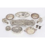 Selection of miscellaneous late Victorian and early 20th century silver..