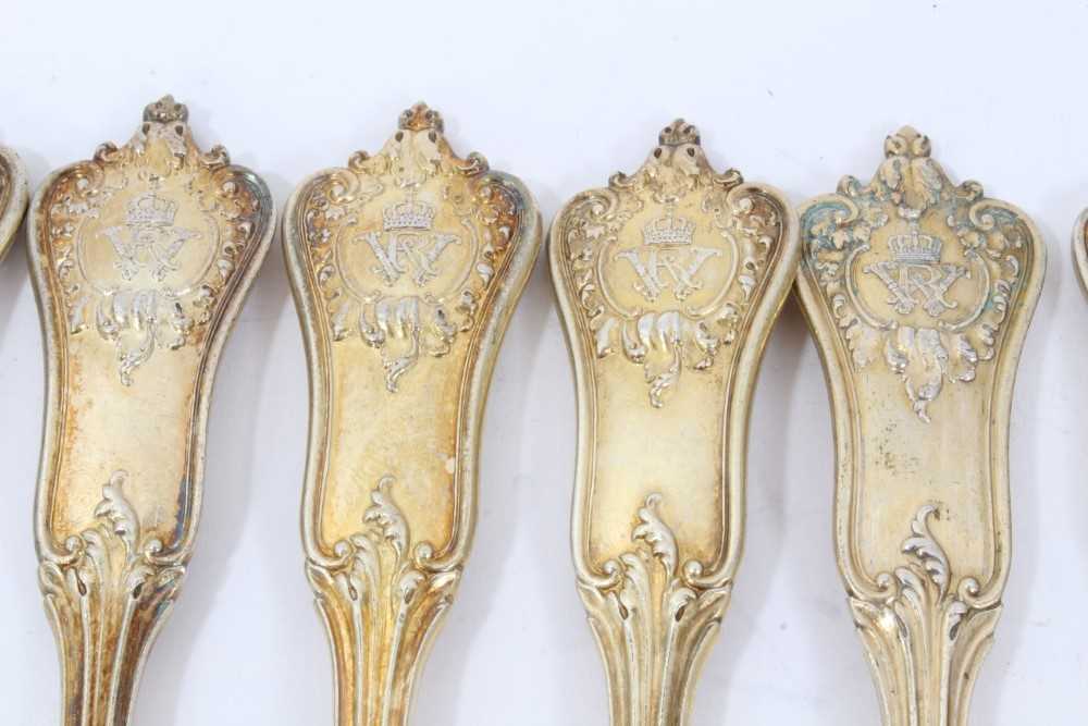 Twelve late 19th/early20th century German Silver-Gilt Dessert Forks, Rococo pattern, from the Royal - Image 7 of 12