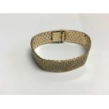 1960s 9ct gold bracelet with articulated bark effect links